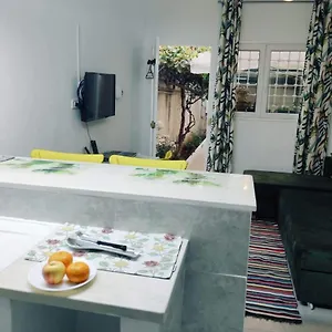 Studio, Cite La Gazelle ,pas Jafar, Quartier Calme 10 Min De L'aeroport Pres Du Technopark Appartement