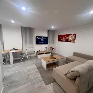 2prs Equipe Et Neuf , Marseille France